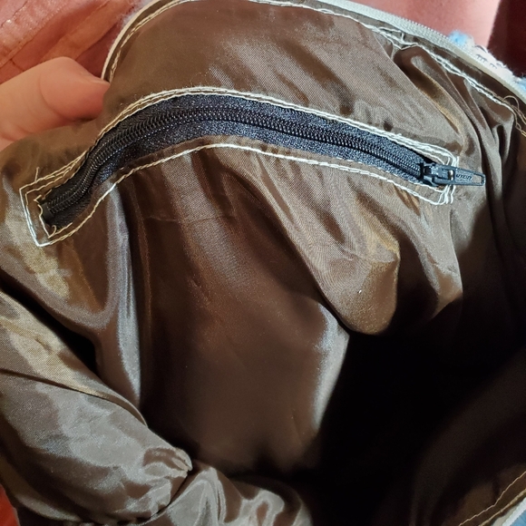 Handmade Crochet Pale Blue Heart Tote Bag - Picture 6 of 6